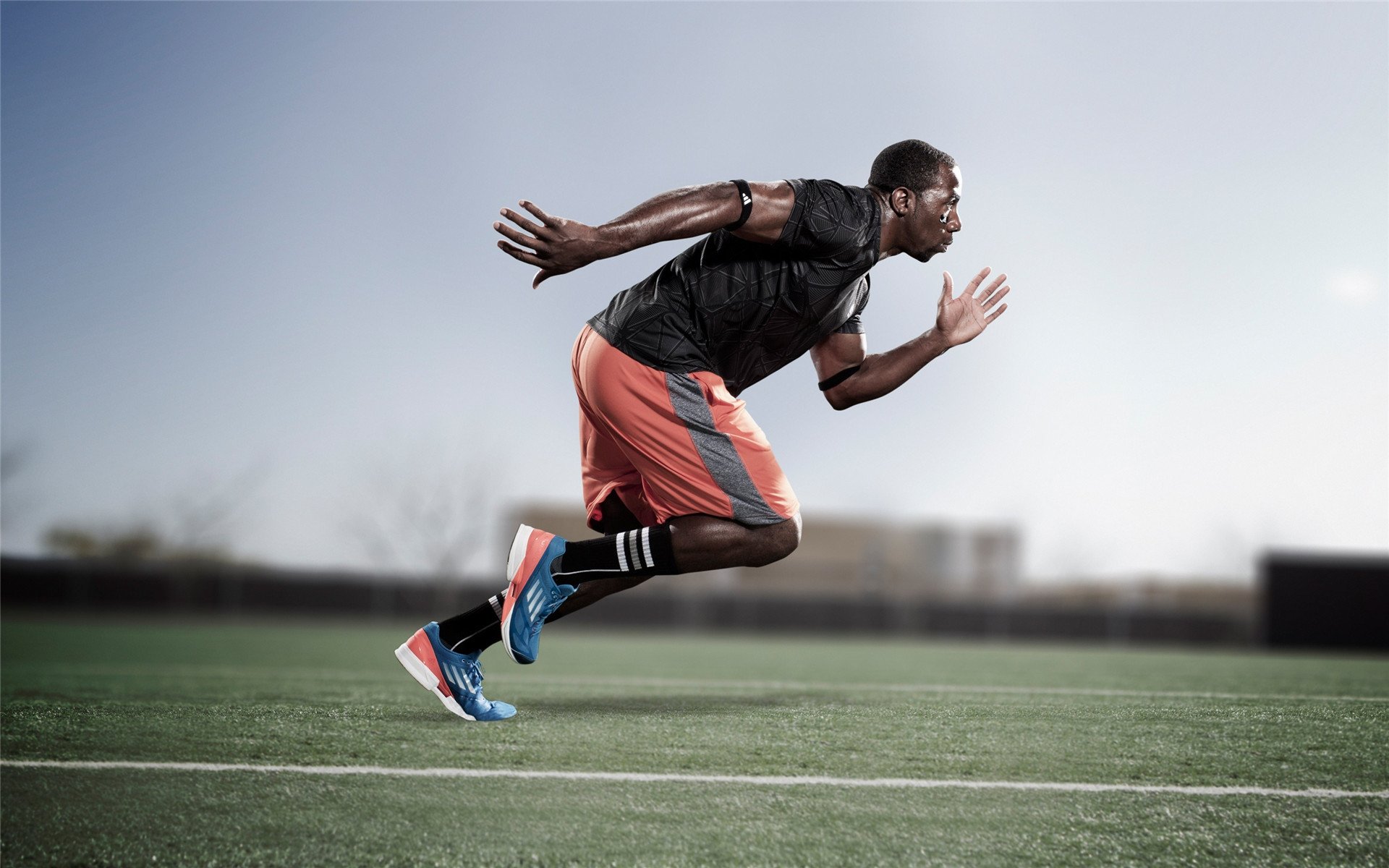 kaiyun体育app-特斯·冯·迪克：敏锐的战术嗅觉，让南非队在比赛中保持优势，安迪冯斯特拉克